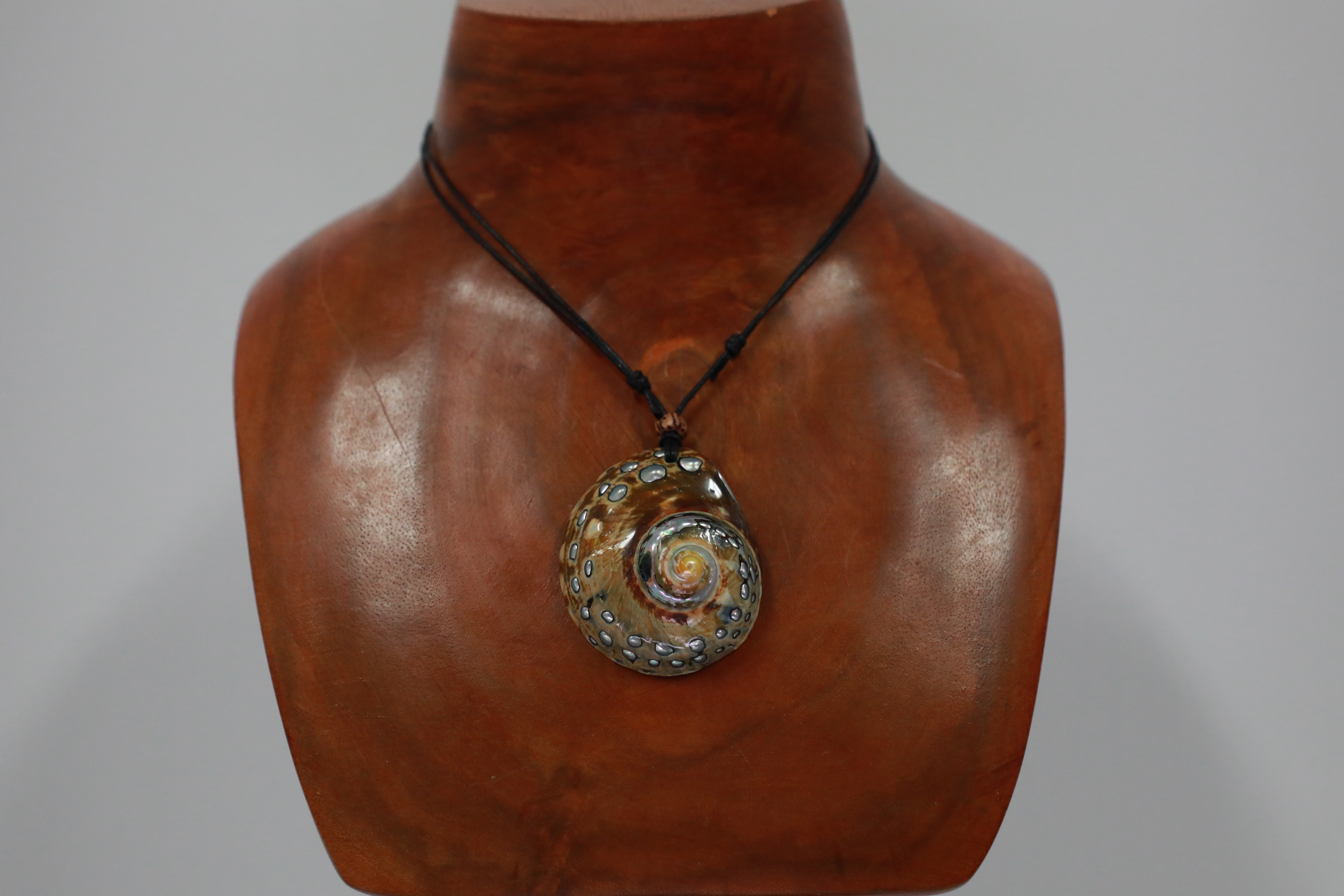 Sarmaticus Shell Necklace